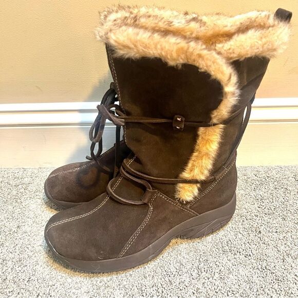 Ruff hewn new suede fur lined winter boots. Sz 9 - Picture 2 of 6